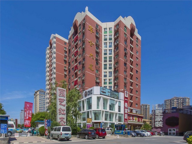 金华户外玻璃钢雕塑供应商